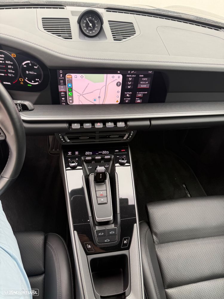 Porsche 911 (992) Carrera 4S PDK - 17