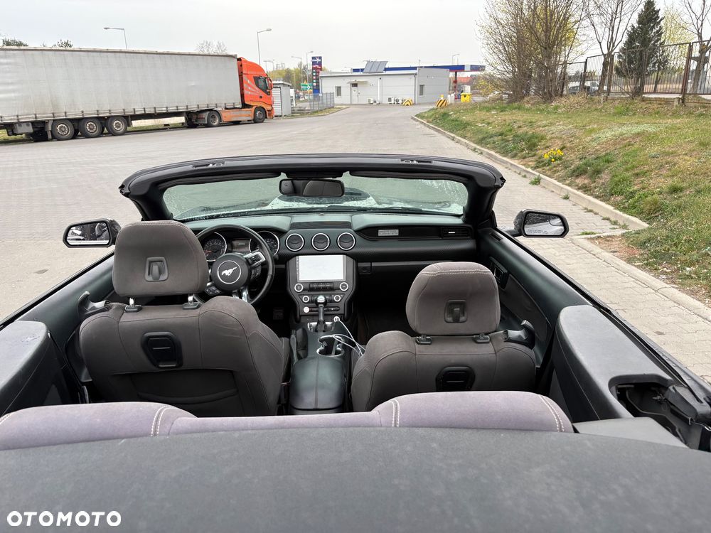 Ford Mustang 3.7 V6 Premium - 6