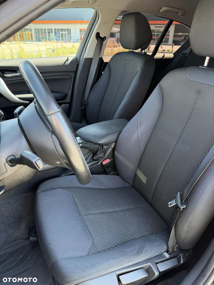 BMW Seria 1 118d DPF - 20