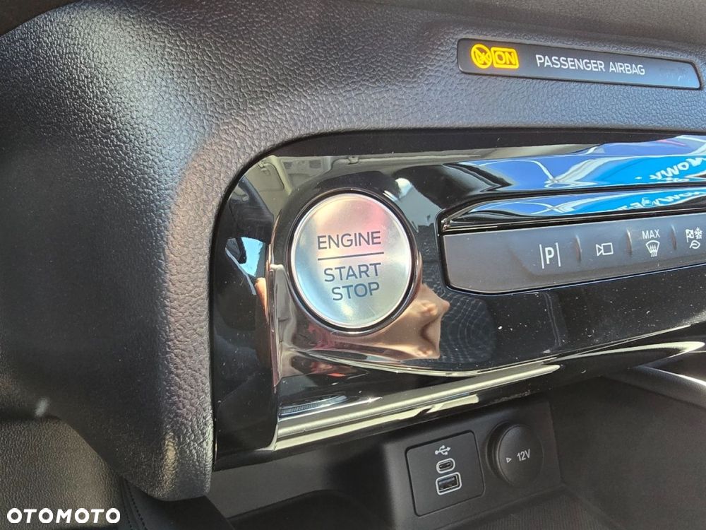 Ford Kuga - 16