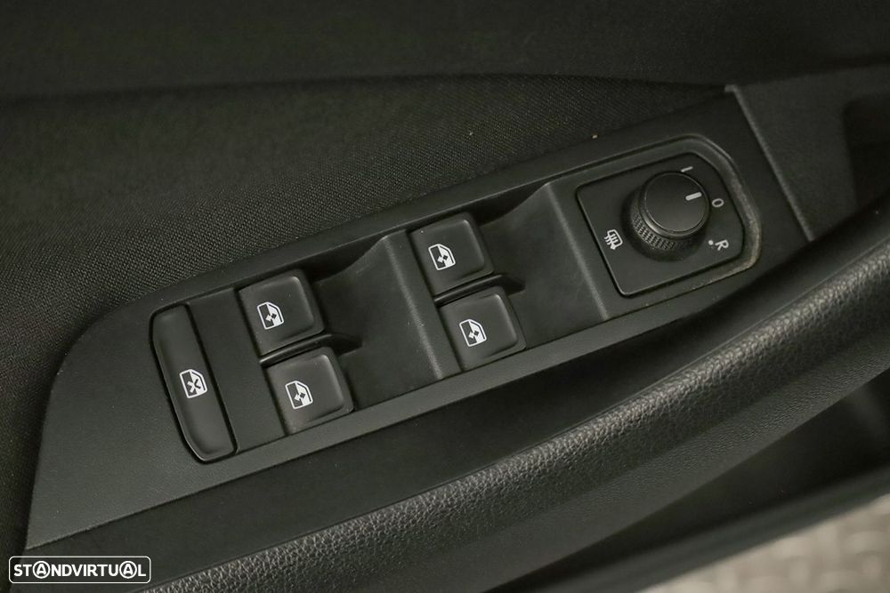 Skoda Kamiq 1.0 TSI Ambition - 19