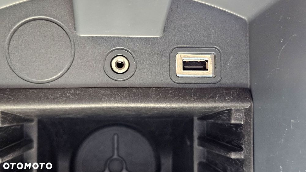 Ford C-MAX 2.0 TDCi Titanium - 23