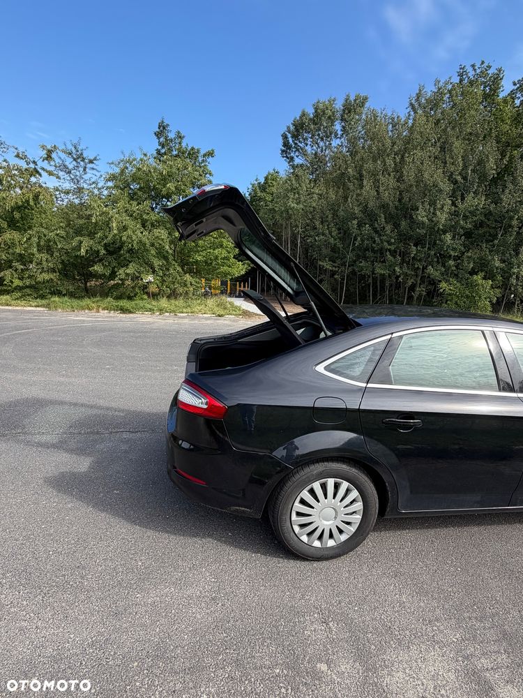 Ford Mondeo 2.0 TDCi Titanium - 12