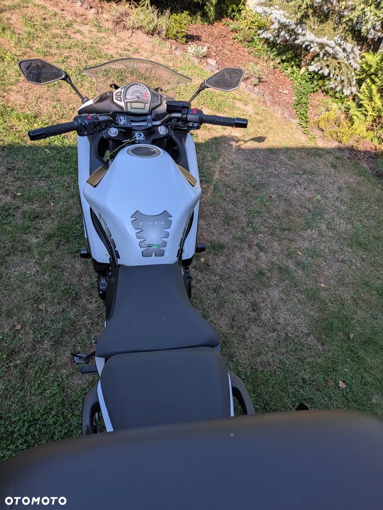 Kawasaki ER - 11