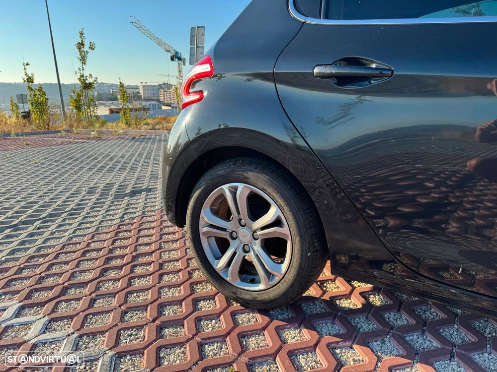 Peugeot 208 1.2 VTi Active - 19