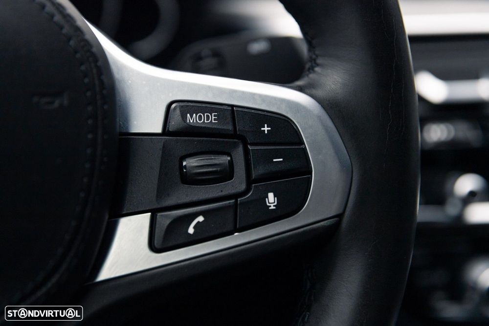 BMW 530 e iPerformance Pack M - 32