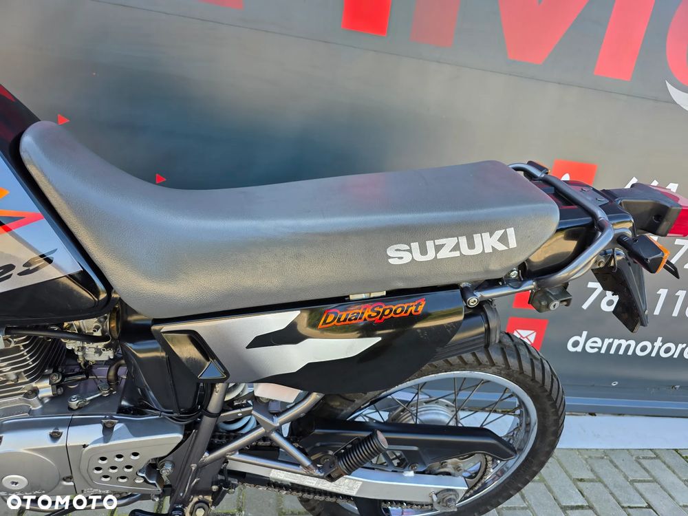 Suzuki DR - 8