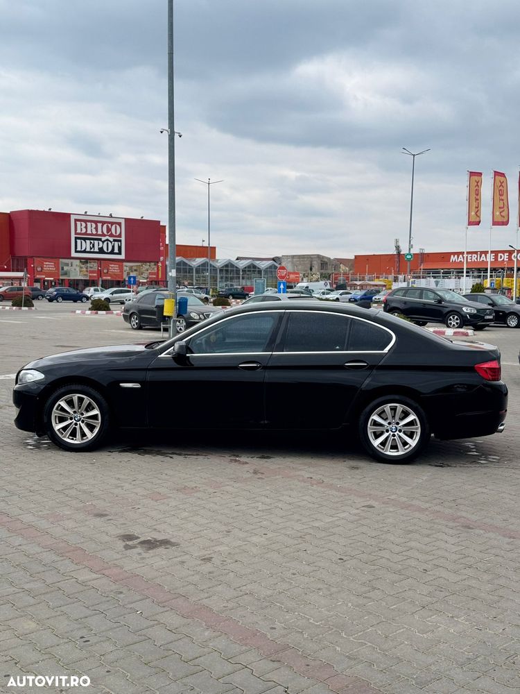 BMW Seria 5 520d Aut. - 3