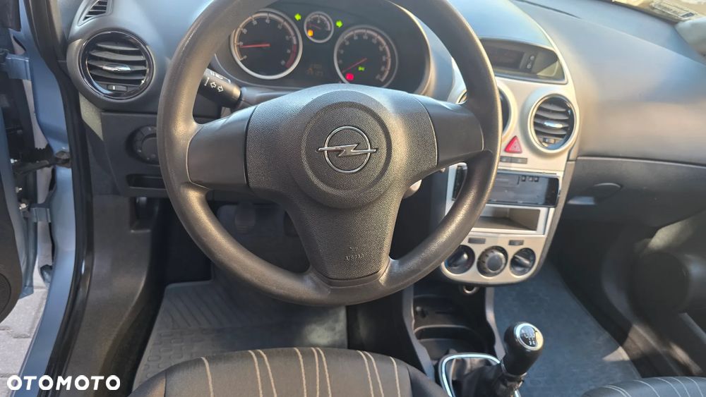 Opel Corsa - 38
