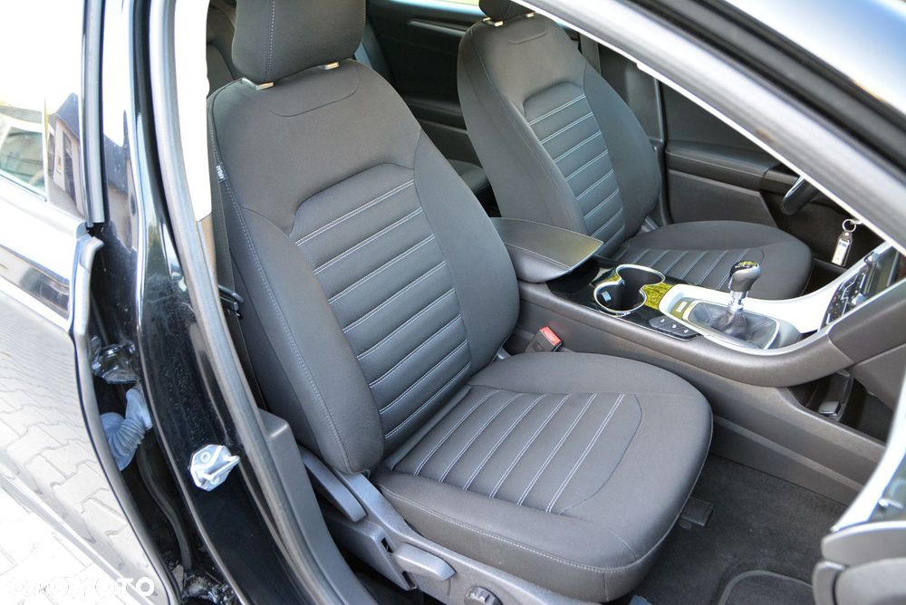 Ford Mondeo - 25