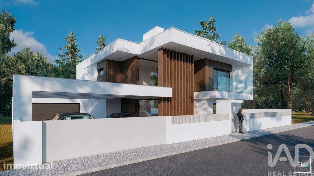 Casa / Villa T4 em Charneca De Caparica E Sobreda de 220,00 m2