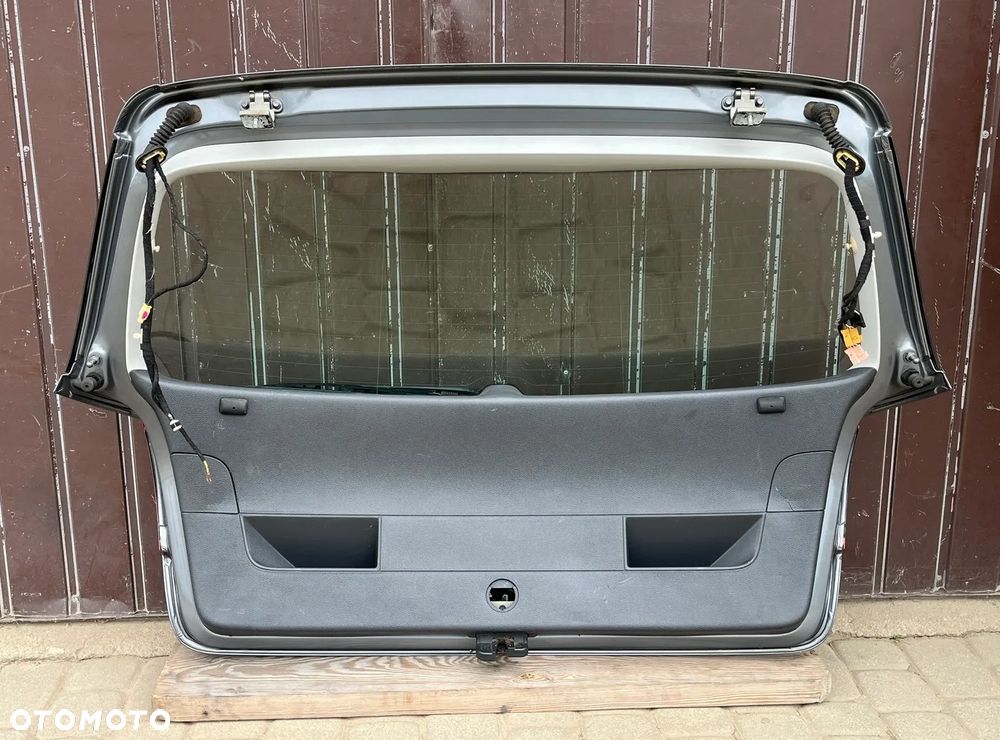 KLAPA BAGAŻNIKA POKRYWA TYLNA TYŁ SZARA LA7T A7T SZYBA VW GOLF 5 V SEDAN HATCHBACK 2003-2009 R - 2
