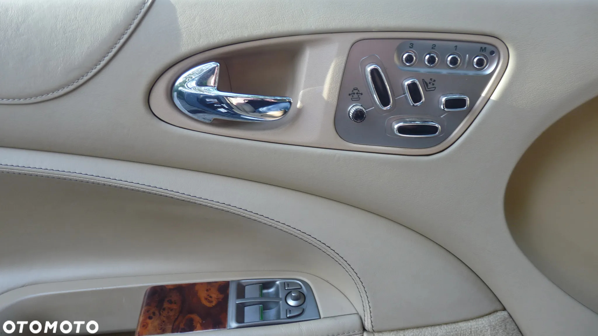 Jaguar XK 5.0 Coupe Portfolio - 29