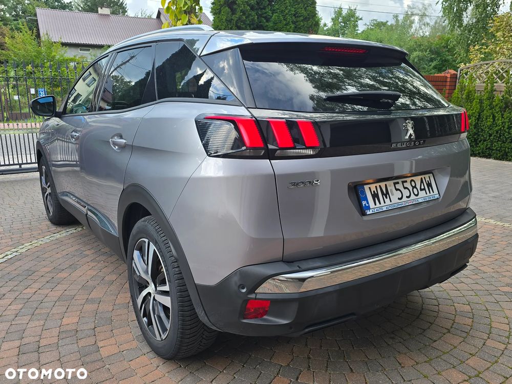 Peugeot 3008 1.2 PureTech GPF Allure S&S - 19