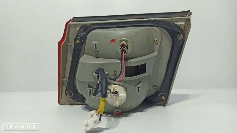 FAROLIM TRASEIRO ESQUERDO KIA CARENS 2.0 CRDI EX MONOVOLUMEN - 3