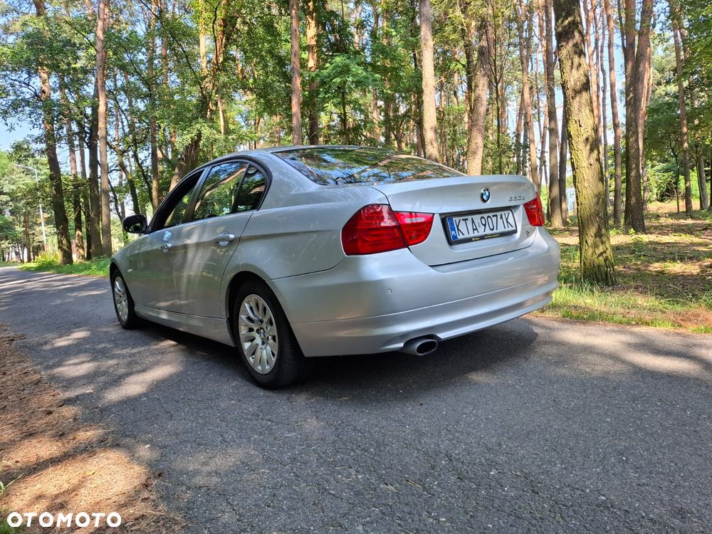 BMW Seria 3 320d DPF - 3