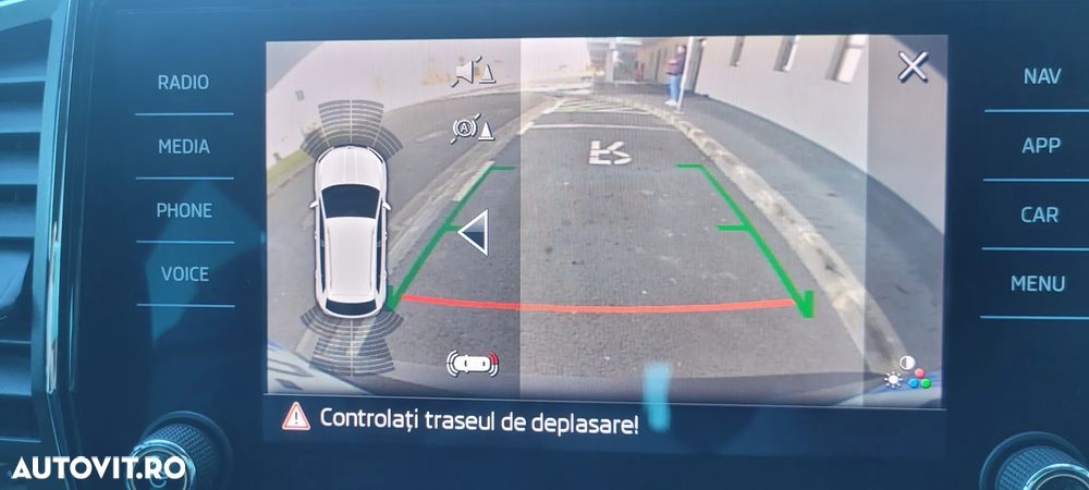 Skoda Karoq 1.5 TSI DSG Style - 11