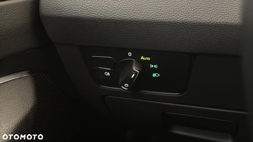 Volkswagen Passat 1.5 TSI EVO Business DSG - 19