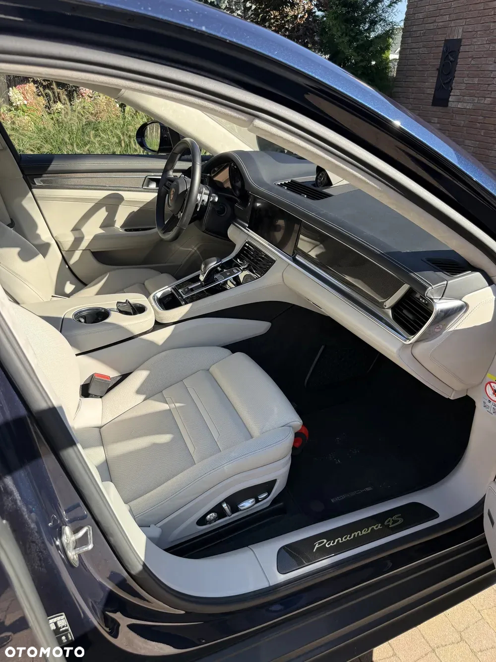 Porsche Panamera - 27