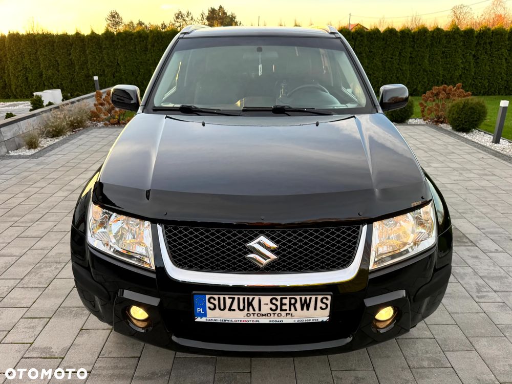 Suzuki Grand Vitara 1.6 Black&White - 2