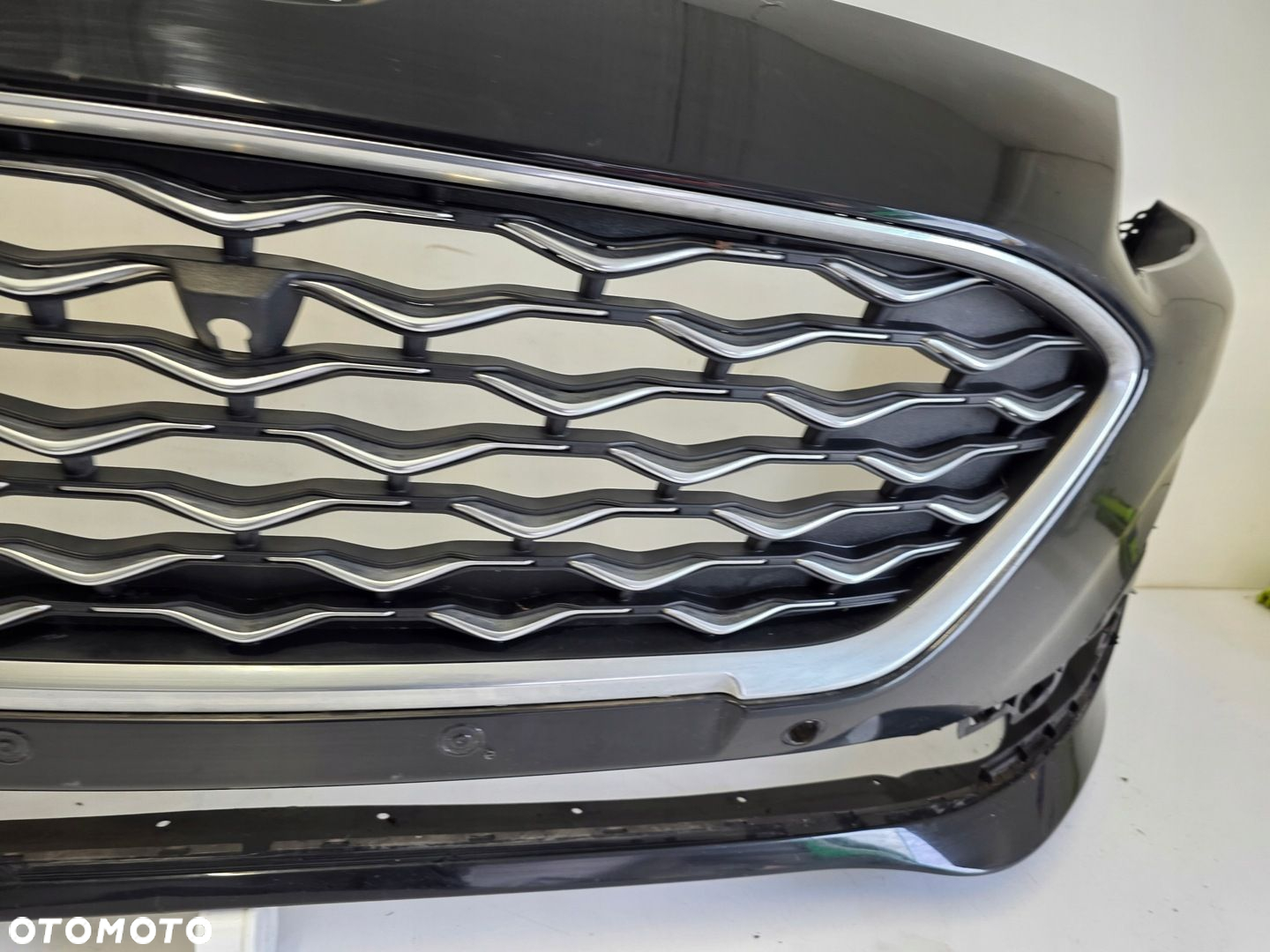 Zderzak przód FORD Kuga mk3 VIGNALE 19-23 ŁADNY - GRILL - 9