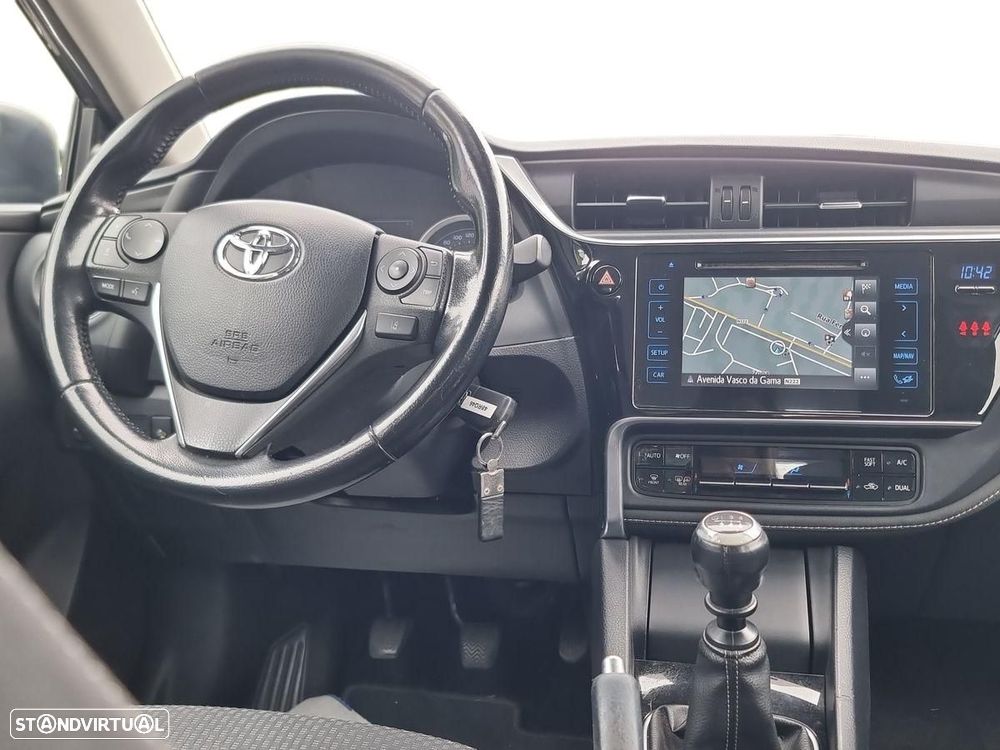 Toyota Corolla - 9