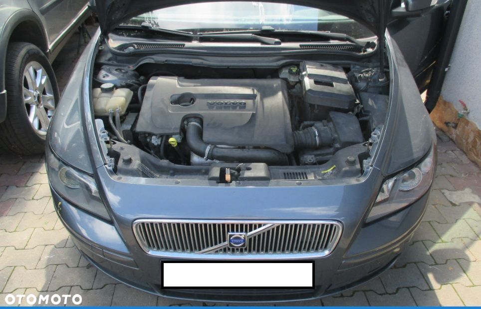 VOLVO S40 V50 C30 C70 Śledź Uchwyt Zatrzask Lampy Reflektory Spinka - 8