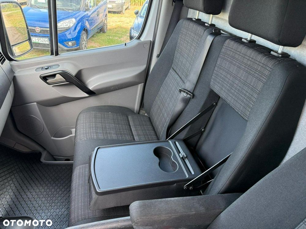 Mercedes-Benz Sprinter - 18