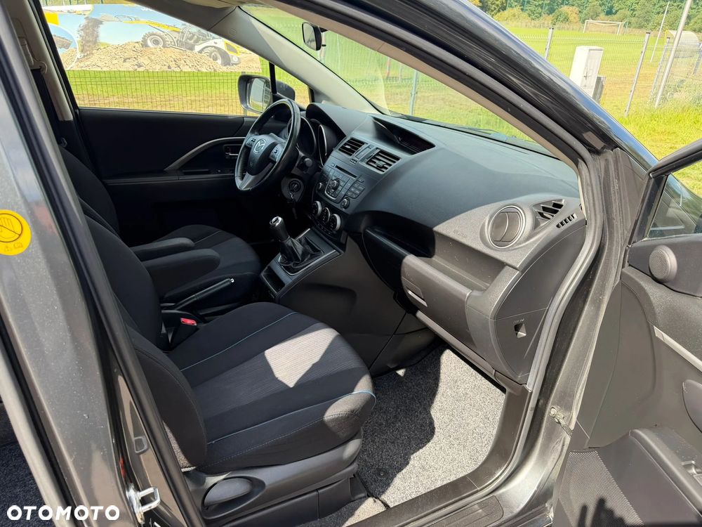 Mazda 5 - 9