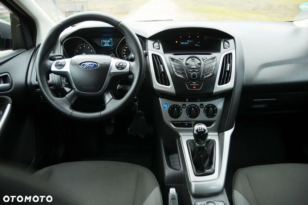 Ford Focus 1.6 Ti-VCT Titanium - 23