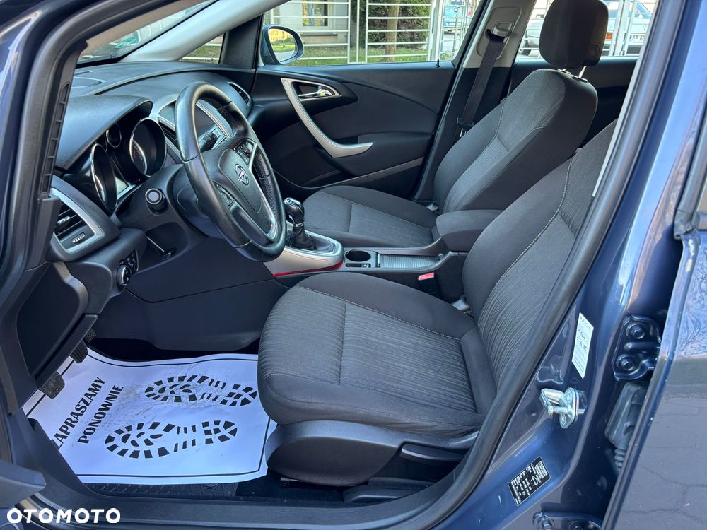 Opel Astra 1.6 Design Edition - 14