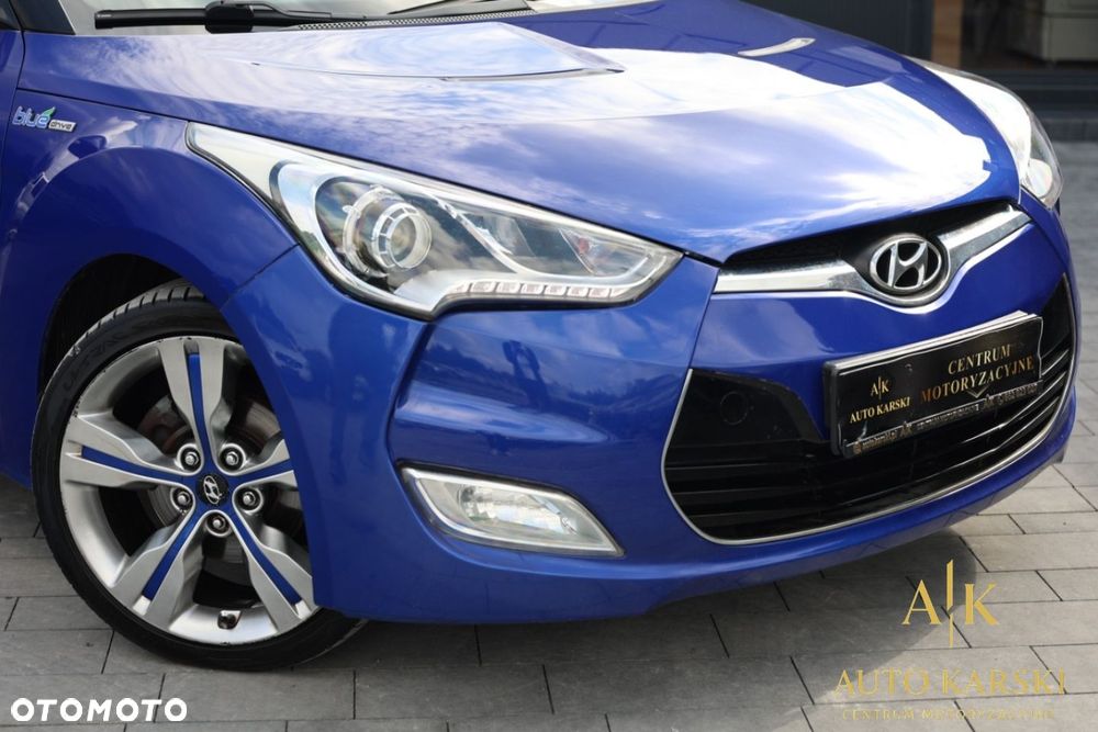 Hyundai Veloster - 15