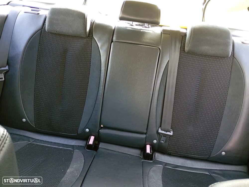 Citroën C4 1.6 HDi FAP VTR Plus - 11