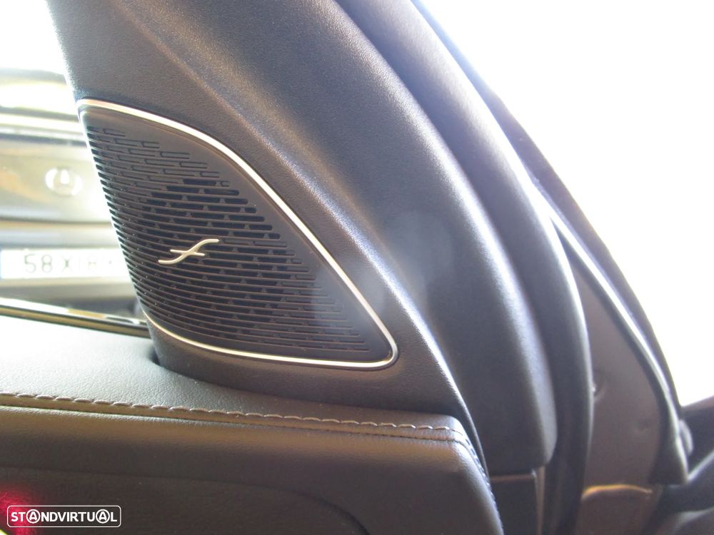 Mercedes-Benz C 300 - 45