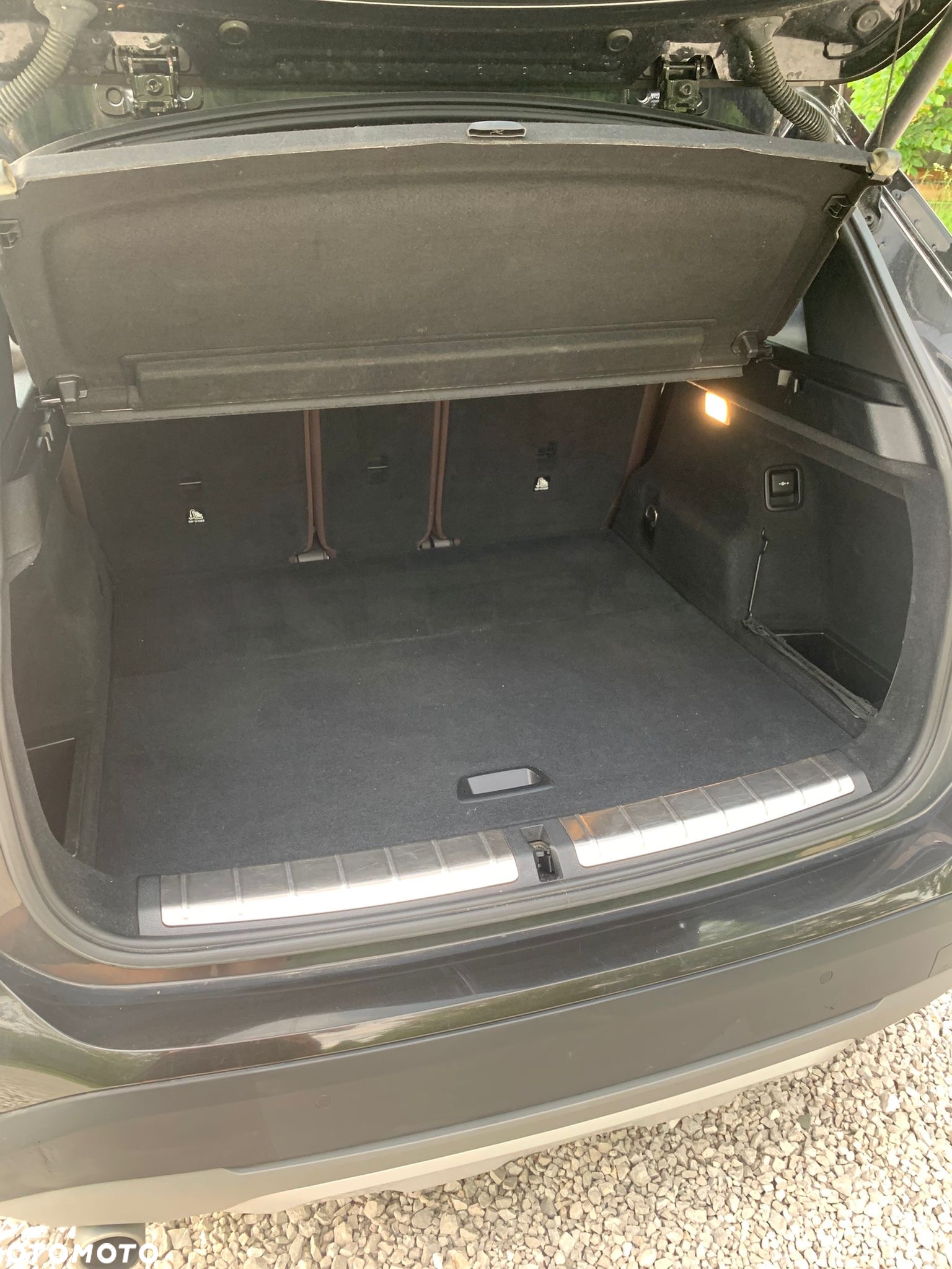 BMW X1 sDrive18d - 11
