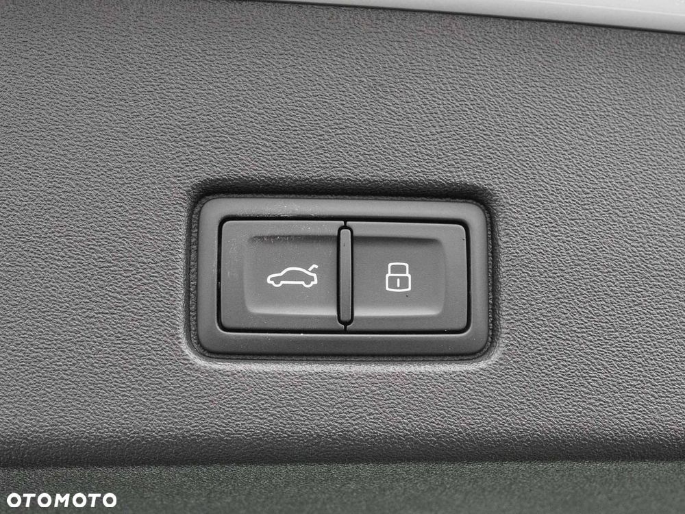 Audi Q4 e-tron 35 52kWh Advanced - 29