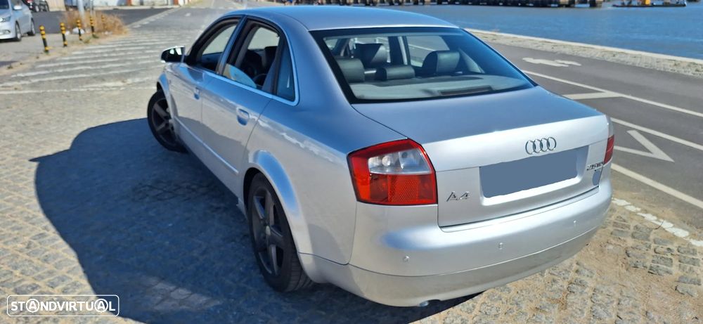Audi A4 2.5 TDI quattro - 4