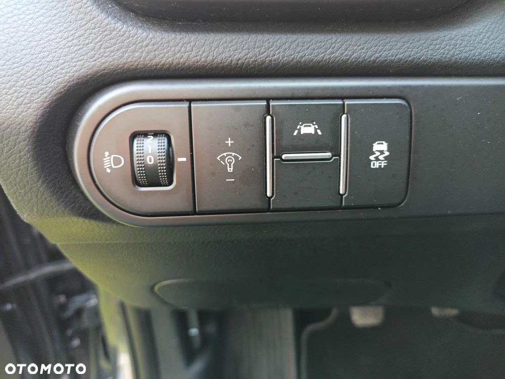 Kia Ceed - 30