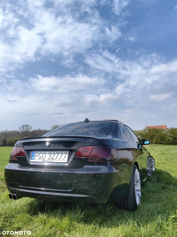 BMW Seria 3 330i - 15