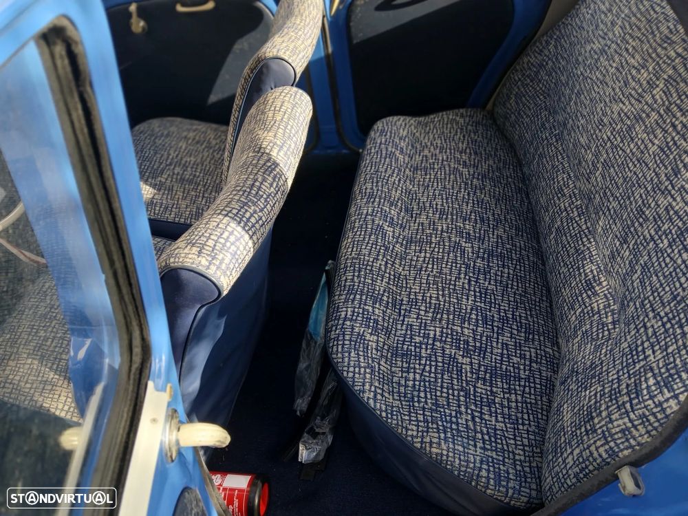 Renault Dauphine - 7