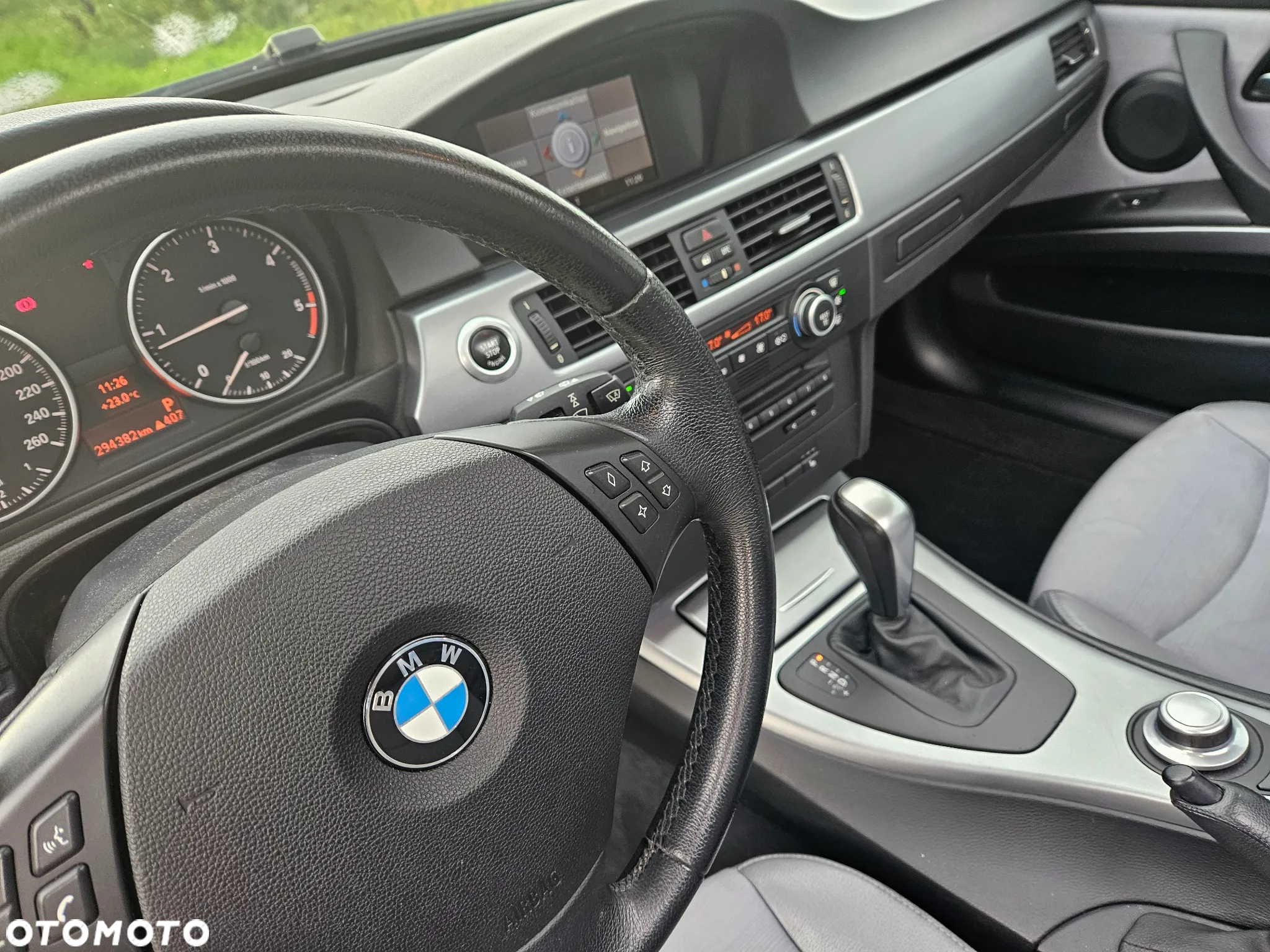 BMW Seria 3 320d DPF Touring - 17