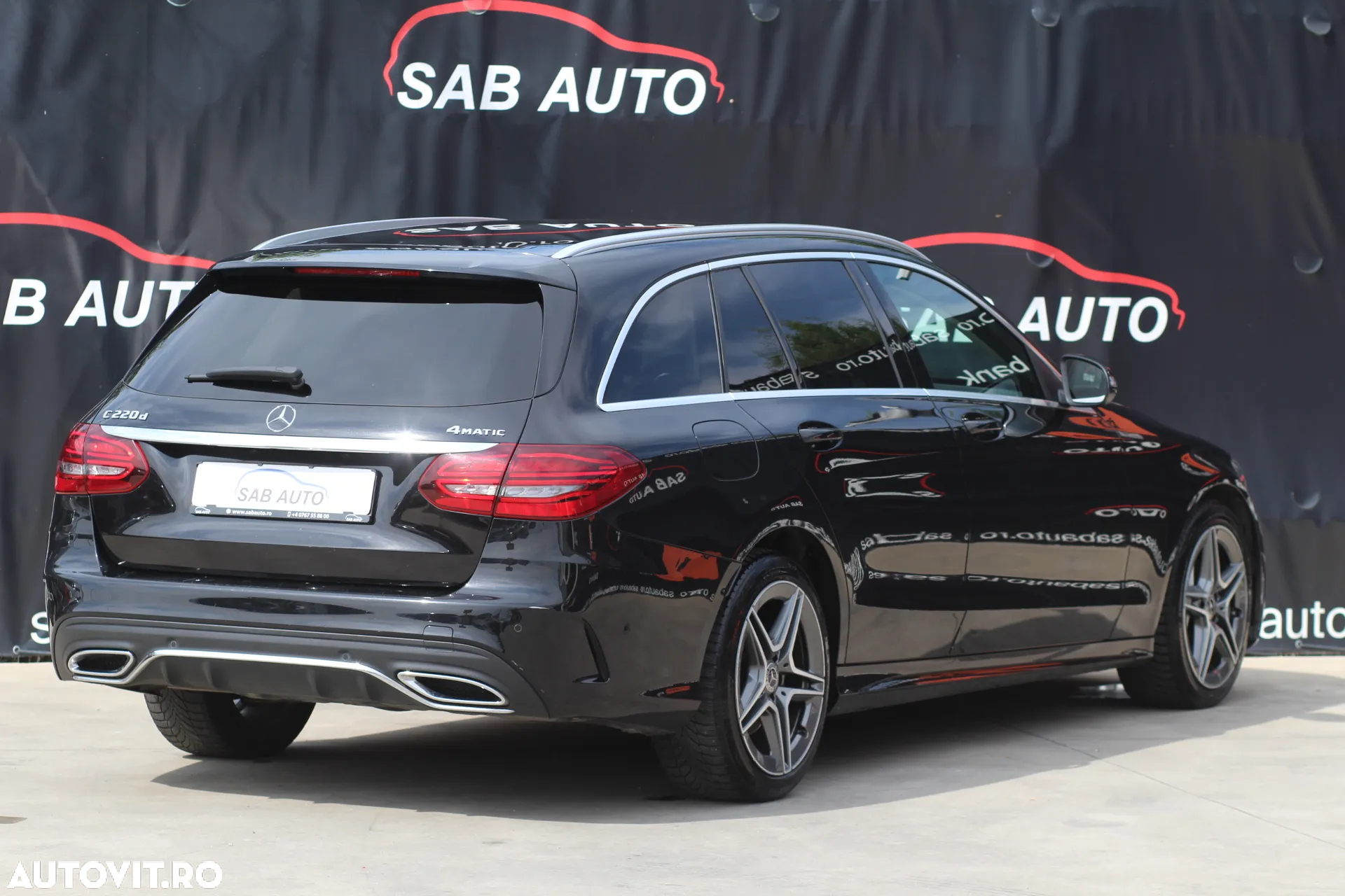 Mercedes-Benz C 220 d 4Matic T 9G-TRONIC - 20