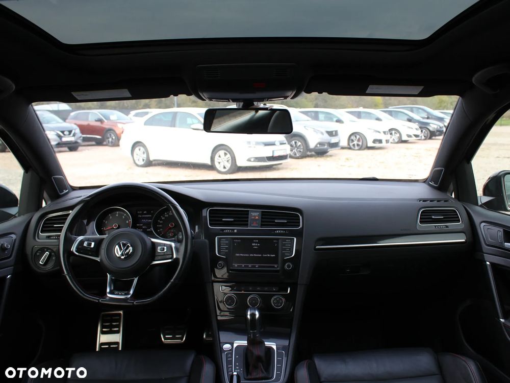 Volkswagen Golf GTI BlueMotion Technology DSG - 24