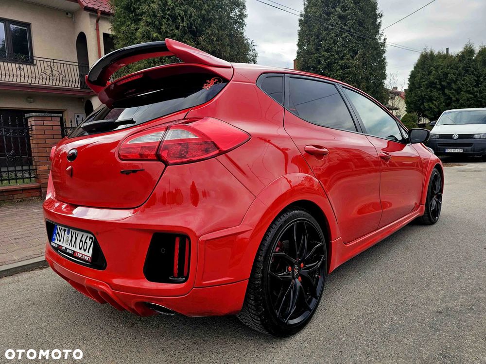 Kia Ceed 1.6 T-GDI GT-Challenge - 11