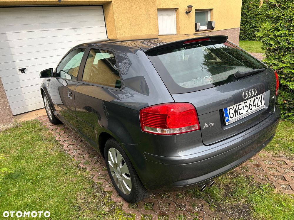 Audi A3 1.4 TFSI Attraction - 2