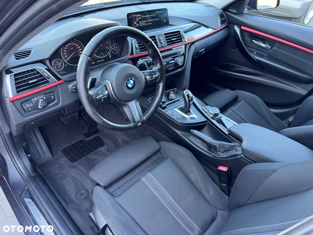 BMW Seria 3 320d xDrive Edition M Sport Shadow - 15