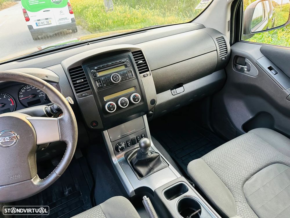 Nissan Pick Up - 16