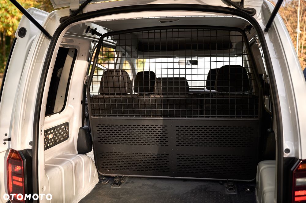 Volkswagen Caddy - 21