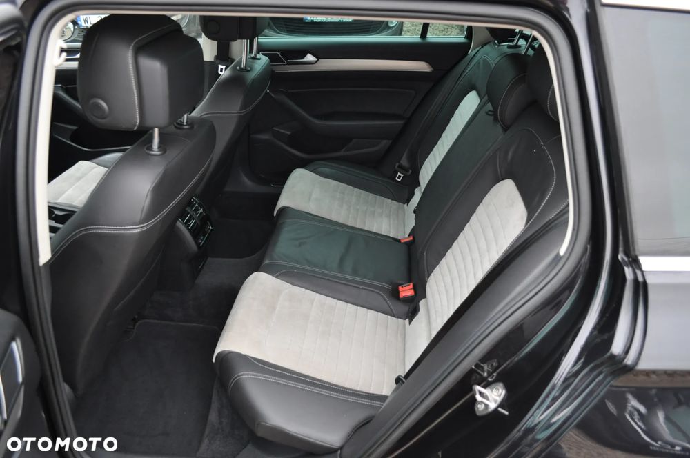Volkswagen Passat 2.0 TDI BMT Highline DSG - 19