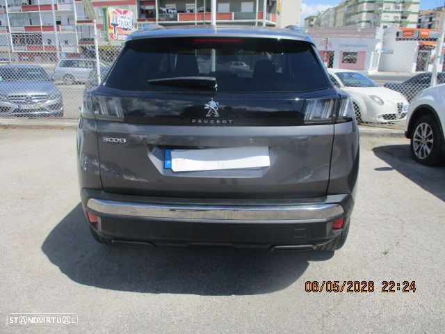 Peugeot 3008 BlueHDi 130 Stop & Start EAT8 Active - 3